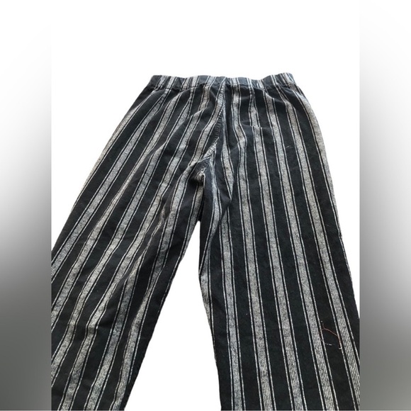 Brandy Melville 4 for 1 shipping bundle!  Get 4 items‎ for shipping as one. - Picture 11 of 12